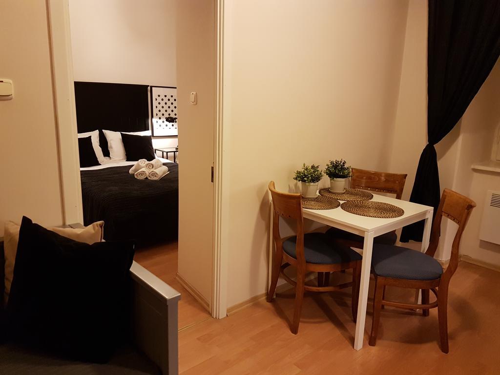 Czarna Kawka Apartamenty Cracóvia Exterior foto