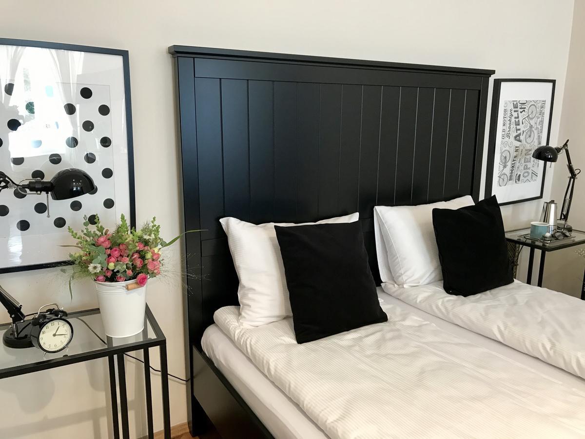 Czarna Kawka Apartamenty Cracóvia Exterior foto